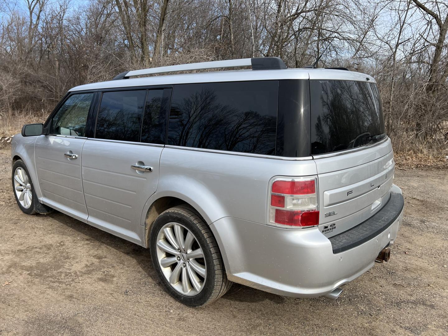 2016 Ford Flex SEL AWD (2FMHK6C80GB) with an 3.5L V6 DOHC 24V engine, 6A transmission, located at 17255 hwy 65 NE, Ham Lake, MN, 55304, 0.000000, 0.000000 - Photo#6