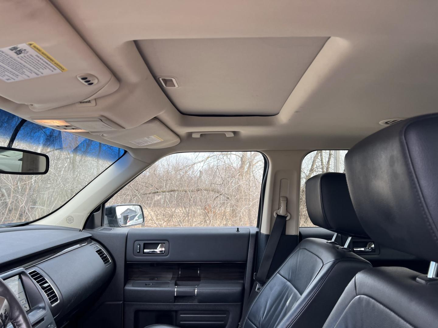 2016 Ford Flex SEL AWD (2FMHK6C80GB) with an 3.5L V6 DOHC 24V engine, 6A transmission, located at 17255 hwy 65 NE, Ham Lake, MN, 55304, 0.000000, 0.000000 - Photo#10