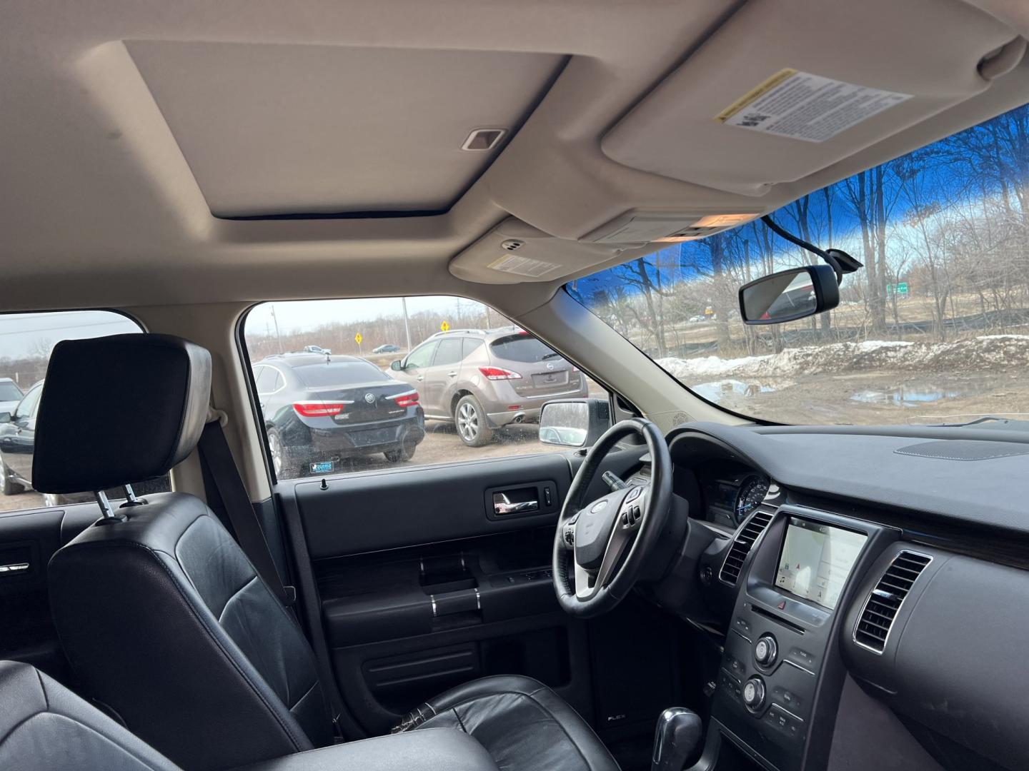 2016 Ford Flex SEL AWD (2FMHK6C80GB) with an 3.5L V6 DOHC 24V engine, 6A transmission, located at 17255 hwy 65 NE, Ham Lake, MN, 55304, 0.000000, 0.000000 - Photo#19
