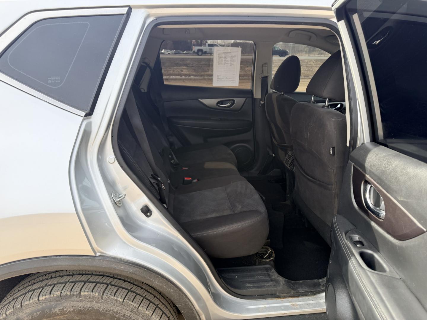 2016 Nissan Rogue S 2WD (KNMAT2MTXGP) with an 2.5L L4 DOHC 16V engine, CVT transmission, located at 17255 hwy 65 NE, Ham Lake, MN, 55304, 0.000000, 0.000000 - Photo#13