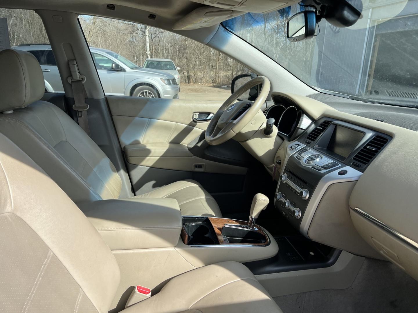 2012 Nissan Murano SL AWD (JN8AZ1MW4CW) with an 3.5L V6 DOHC 24V engine, Continuously Variable Transmission transmission, located at 17255 hwy 65 NE, Ham Lake, MN, 55304, 0.000000, 0.000000 - Photo#15