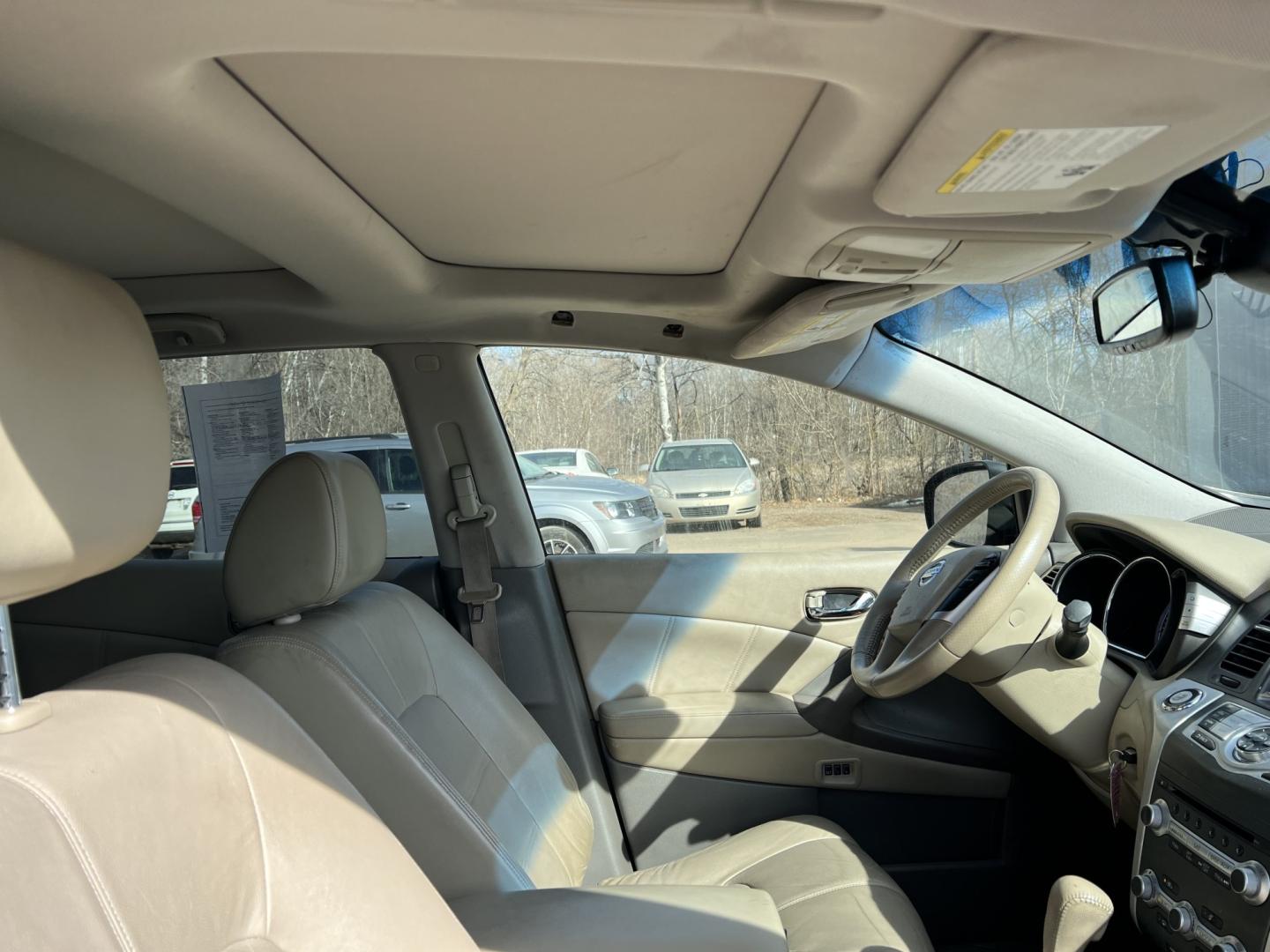 2012 Nissan Murano SL AWD (JN8AZ1MW4CW) with an 3.5L V6 DOHC 24V engine, Continuously Variable Transmission transmission, located at 17255 hwy 65 NE, Ham Lake, MN, 55304, 0.000000, 0.000000 - Photo#16