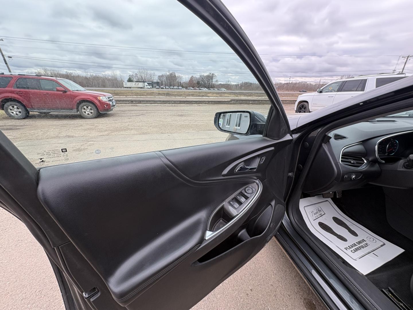 2016 Chevrolet Malibu 1LT (1G1ZE5ST2GF) with an 1.5L L4 DOHC 16V engine, 6A transmission, located at 17255 hwy 65 NE, Ham Lake, MN, 55304, 0.000000, 0.000000 - Photo#8