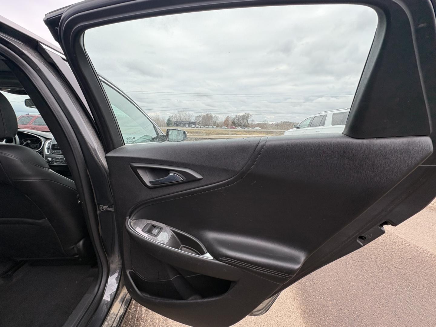 2016 Chevrolet Malibu 1LT (1G1ZE5ST2GF) with an 1.5L L4 DOHC 16V engine, 6A transmission, located at 17255 hwy 65 NE, Ham Lake, MN, 55304, 0.000000, 0.000000 - Photo#12