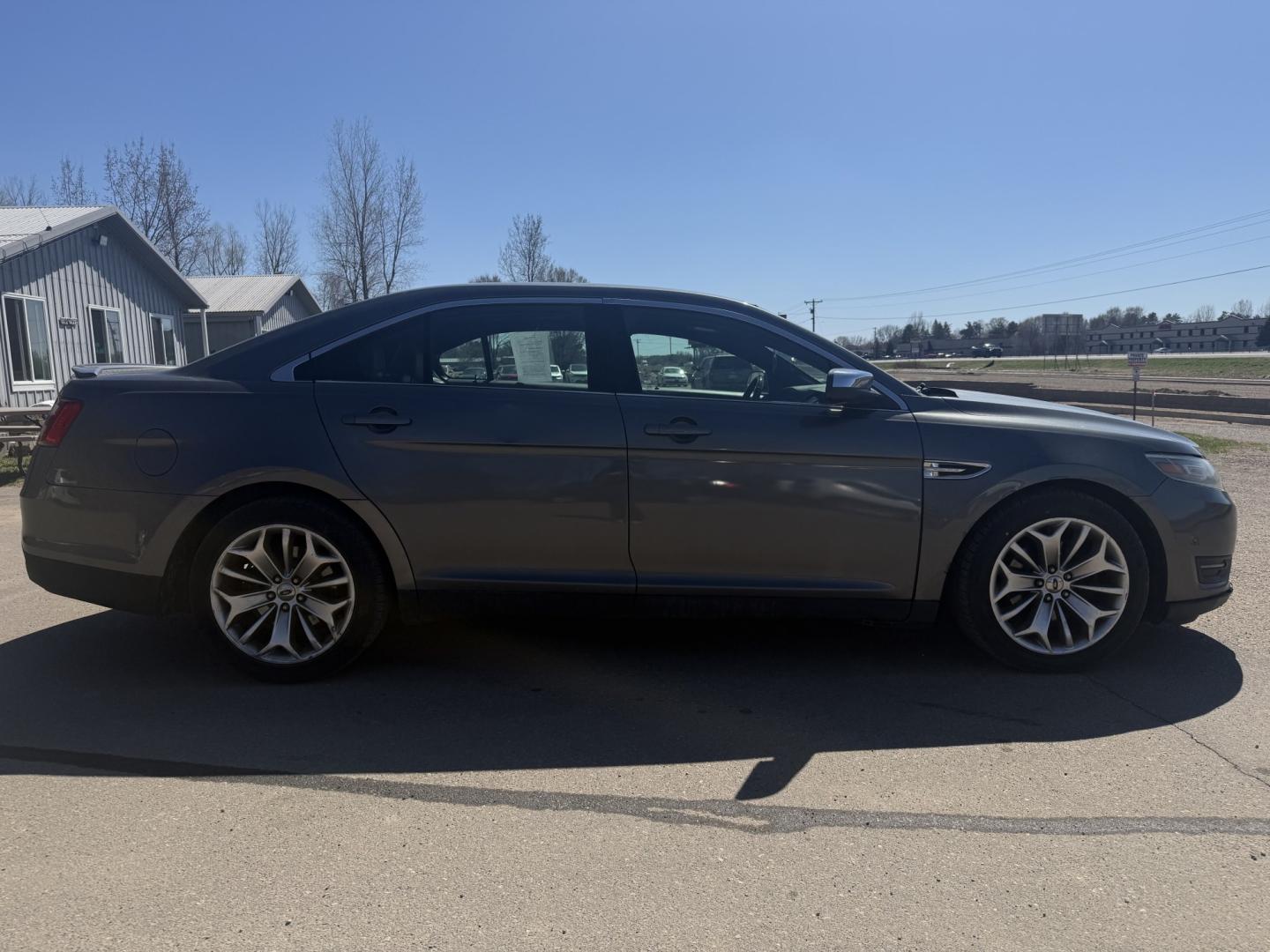 2013 Ford Taurus Limited FWD (1FAHP2F99DG) with an 2.0L L4 DOHC 16V engine, 6-Speed Automatic transmission, located at 17255 hwy 65 NE, Ham Lake, MN, 55304, 0.000000, 0.000000 - Photo#5