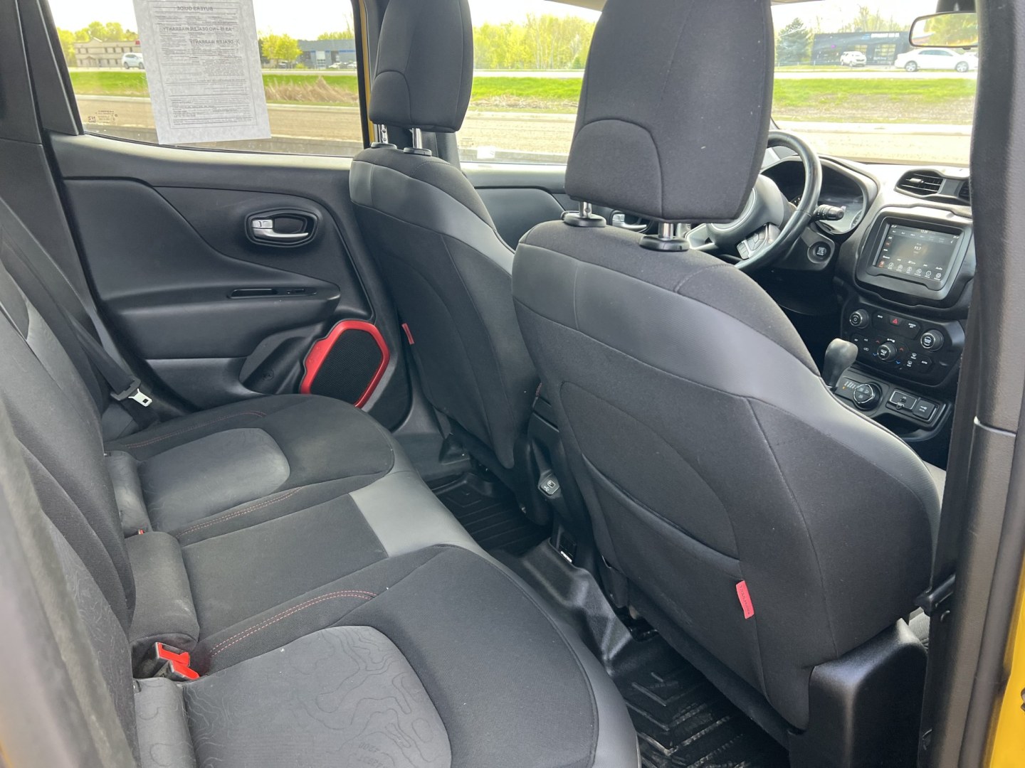2019 Jeep Renegade Trailhawk 4WD (ZACNJBC14KP) with an 2.4L L4 DOHC 16V TURBO engine, 9A transmission, located at 17255 hwy 65 NE, Ham Lake, MN, 55304, 0.000000, 0.000000 - Photo#17