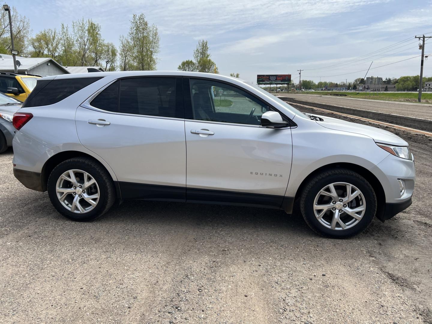 2020 Chevrolet Equinox LT AWD (3GNAXUEV6LS) with an 1.5L L4 DOHC 16V TURBO engine, 6A transmission, located at 17255 hwy 65 NE, Ham Lake, MN, 55304, 0.000000, 0.000000 - Photo#3