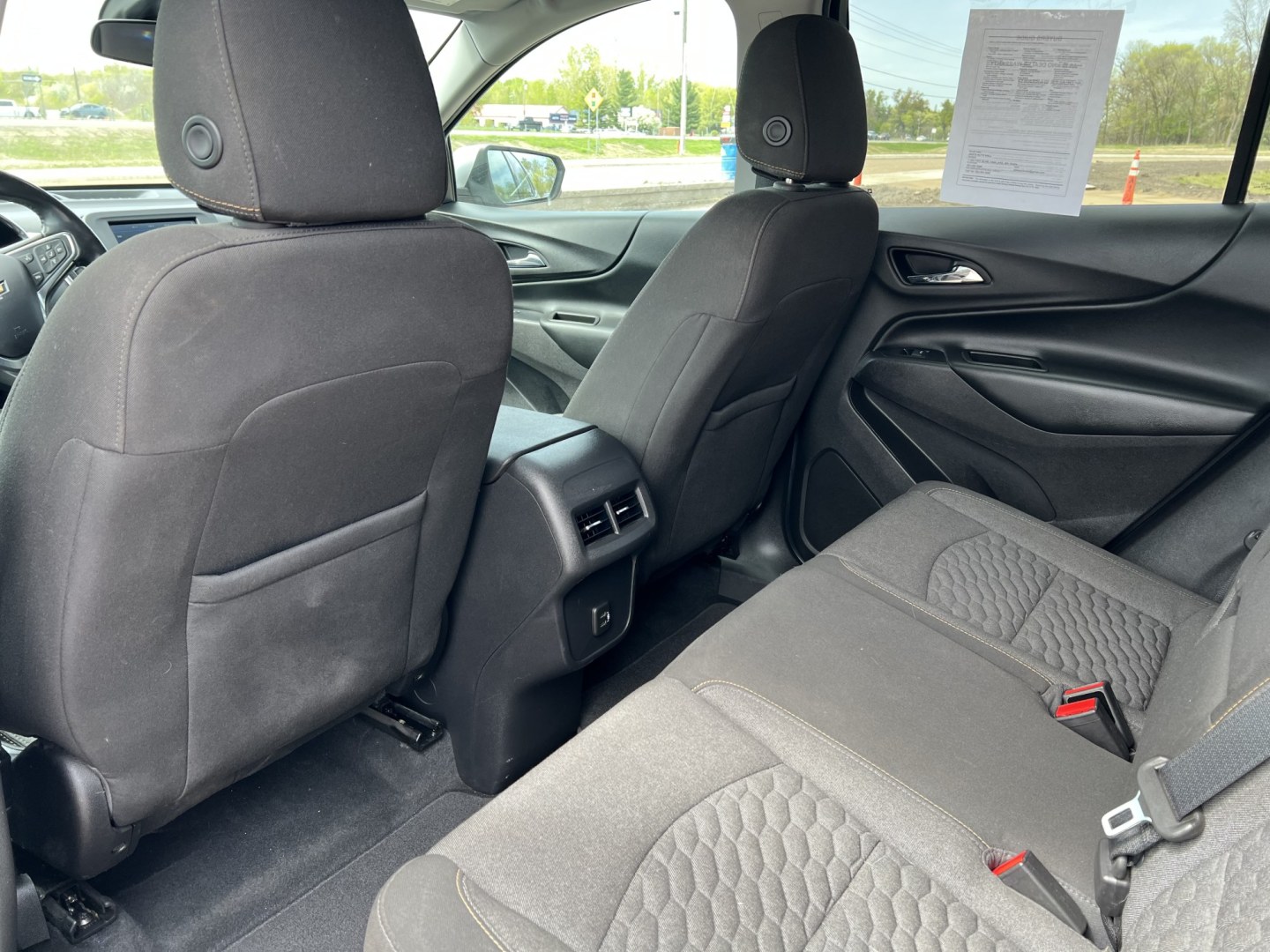 2020 Chevrolet Equinox LT AWD (3GNAXUEV6LS) with an 1.5L L4 DOHC 16V TURBO engine, 6A transmission, located at 17255 hwy 65 NE, Ham Lake, MN, 55304, 0.000000, 0.000000 - Photo#11