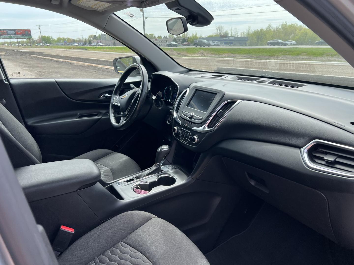 2020 Chevrolet Equinox LT AWD (3GNAXUEV6LS) with an 1.5L L4 DOHC 16V TURBO engine, 6A transmission, located at 17255 hwy 65 NE, Ham Lake, MN, 55304, 0.000000, 0.000000 - Photo#13