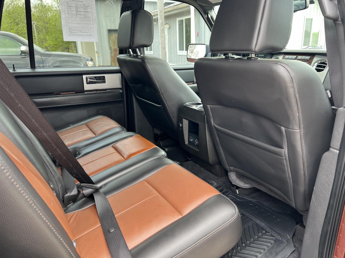 2008 Ford Expedition Limited 4WD (1FMFU20548L) with an 5.4L V8 SOHC 16V engine, 6-Speed Automatic Overdrive transmission, located at 17255 hwy 65 NE, Ham Lake, MN, 55304, 0.000000, 0.000000 - Photo#18