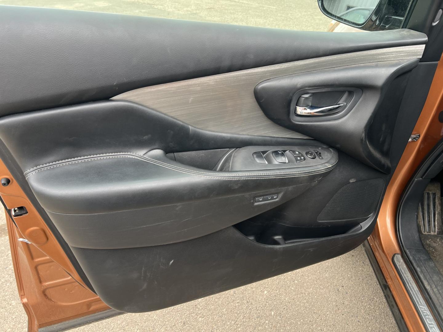 2016 Nissan Murano Platinum AWD (5N1AZ2MH6GN) with an 3.5L V6 DOHC 24V engine, CVT transmission, located at 17255 hwy 65 NE, Ham Lake, MN, 55304, 0.000000, 0.000000 - Photo#8
