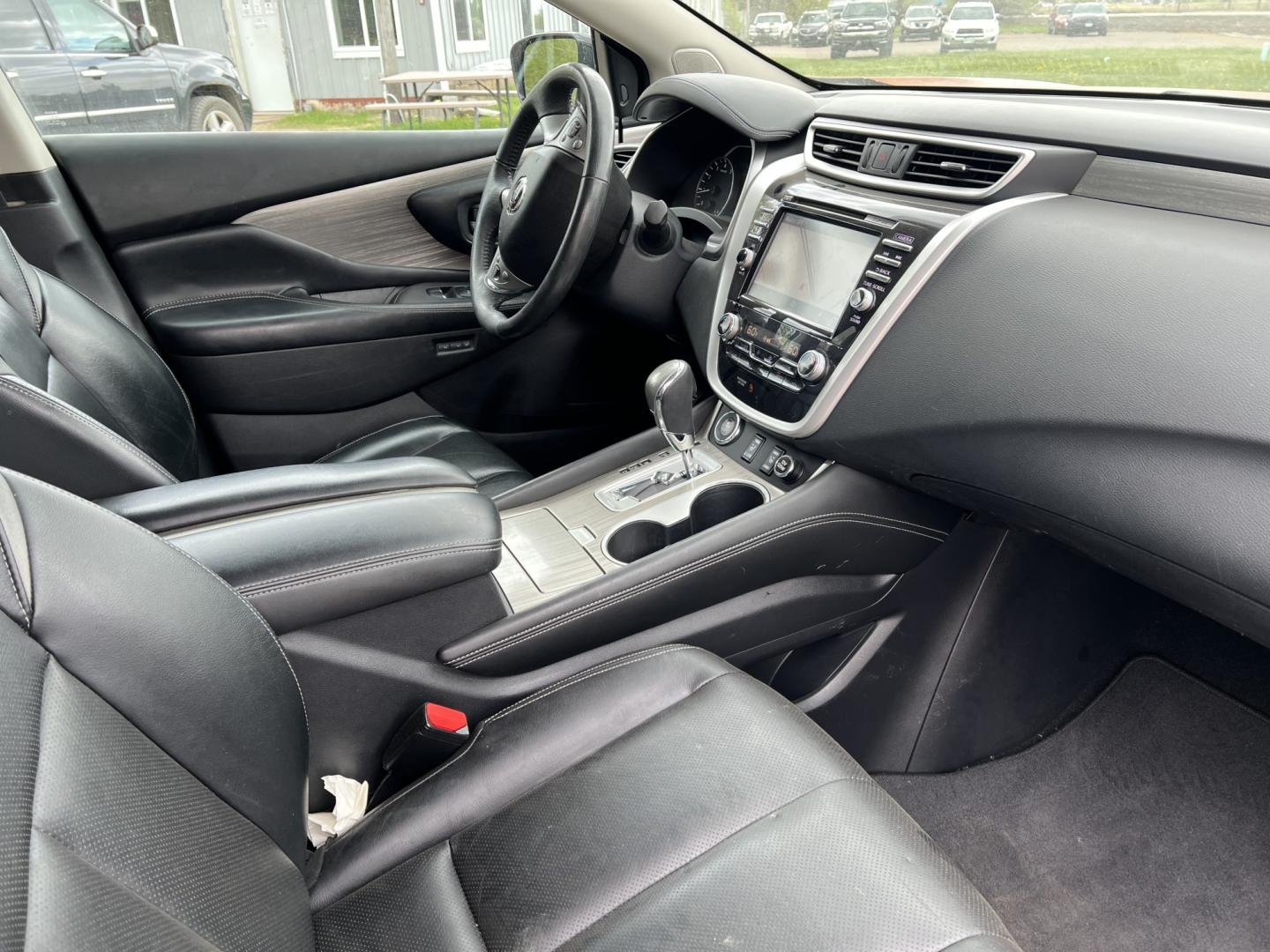 2016 Nissan Murano Platinum AWD (5N1AZ2MH6GN) with an 3.5L V6 DOHC 24V engine, CVT transmission, located at 17255 hwy 65 NE, Ham Lake, MN, 55304, 0.000000, 0.000000 - Photo#13