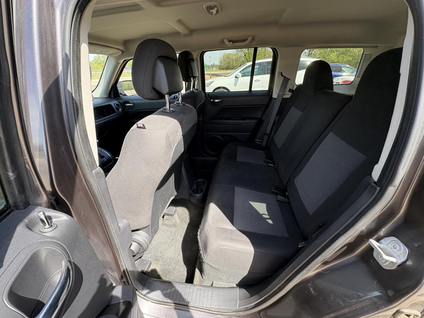 2017 Jeep Patriot Latitude 4WD (1C4NJRFB4HD) with an 2.4L L4 DOHC 16V engine, located at 17255 hwy 65 NE, Ham Lake, MN, 55304, 0.000000, 0.000000 - Photo#11