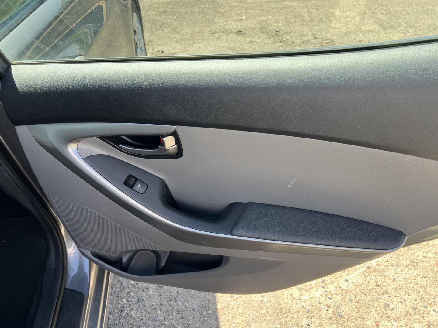 2013 Hyundai Elantra Limited (5NPDH4AE7DH) with an 1.8L L4 DOHC 16V engine, 6-Speed Automatic transmission, located at 17255 hwy 65 NE, Ham Lake, MN, 55304, 0.000000, 0.000000 - Photo#14