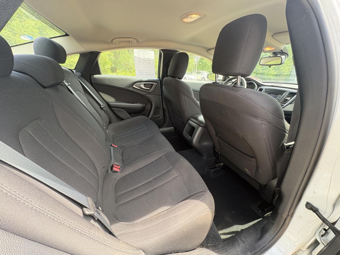 2015 Chrysler 200 Limited (1C3CCCAB7FN) with an 2.4L L4 DOHC 16V engine, 9-Speed Automatic transmission, located at 17255 hwy 65 NE, Ham Lake, MN, 55304, 0.000000, 0.000000 - Photo#13