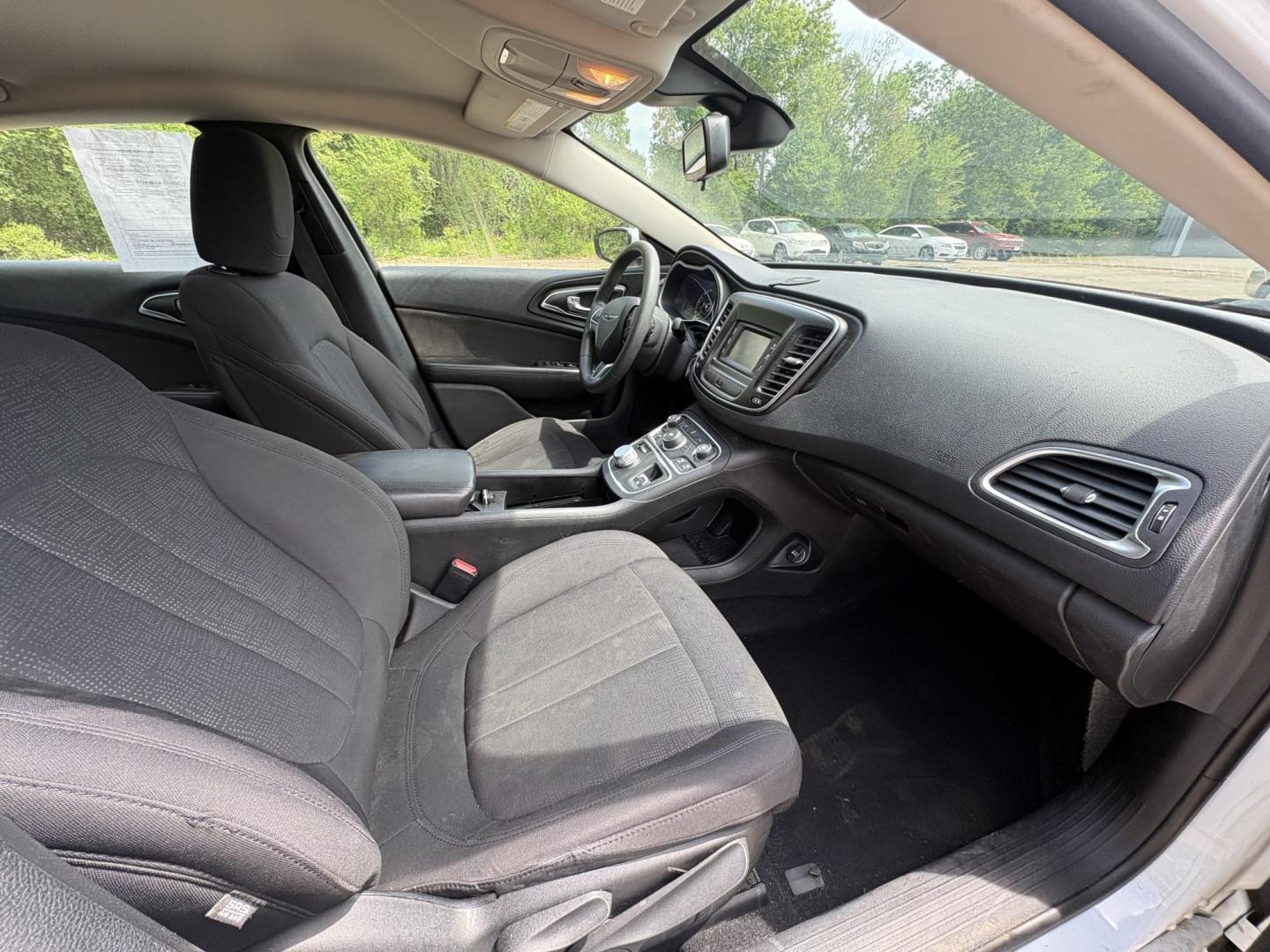 2015 Chrysler 200 Limited (1C3CCCAB7FN) with an 2.4L L4 DOHC 16V engine, 9-Speed Automatic transmission, located at 17255 hwy 65 NE, Ham Lake, MN, 55304, 0.000000, 0.000000 - Photo#15