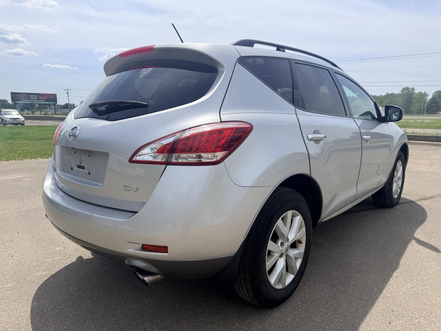 2011 Nissan Murano LE (JN8AZ1MU9BW) with an 3.5L V6 DOHC 24V engine, CVT transmission, located at 17255 hwy 65 NE, Ham Lake, MN, 55304, 0.000000, 0.000000 - Photo#4