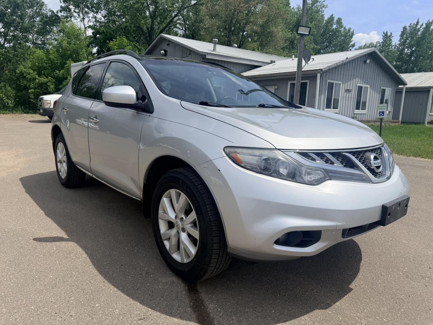 2011 Nissan Murano LE (JN8AZ1MU9BW) with an 3.5L V6 DOHC 24V engine, CVT transmission, located at 17255 hwy 65 NE, Ham Lake, MN, 55304, 0.000000, 0.000000 - Photo#6