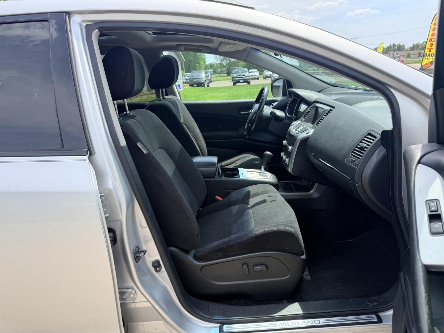 2011 Nissan Murano LE (JN8AZ1MU9BW) with an 3.5L V6 DOHC 24V engine, CVT transmission, located at 17255 hwy 65 NE, Ham Lake, MN, 55304, 0.000000, 0.000000 - Photo#15