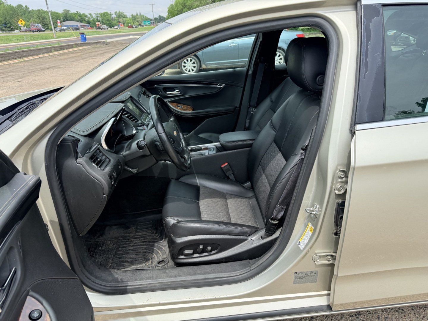 2014 Gold Chevrolet Impala with an 6 engine, located at 17255 hwy 65 NE, Ham Lake, MN, 55304, 0.000000, 0.000000- Photo#9