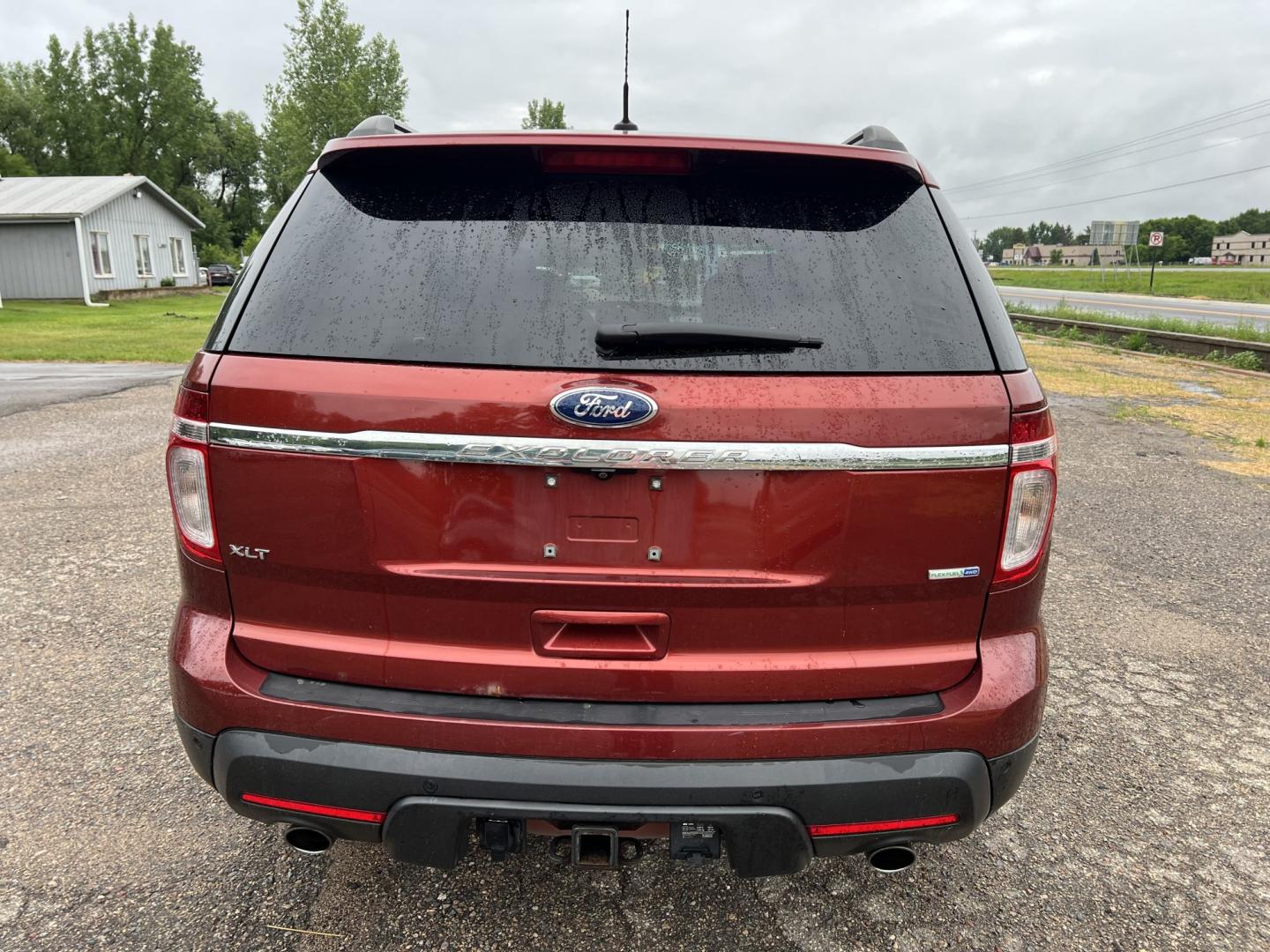 2014 Ford Explorer XLT 4WD (1FM5K8D81EG) with an 3.5L V6 DOHC 24V engine, 6-Speed Automatic transmission, located at 17255 hwy 65 NE, Ham Lake, MN, 55304, 0.000000, 0.000000- Photo#5