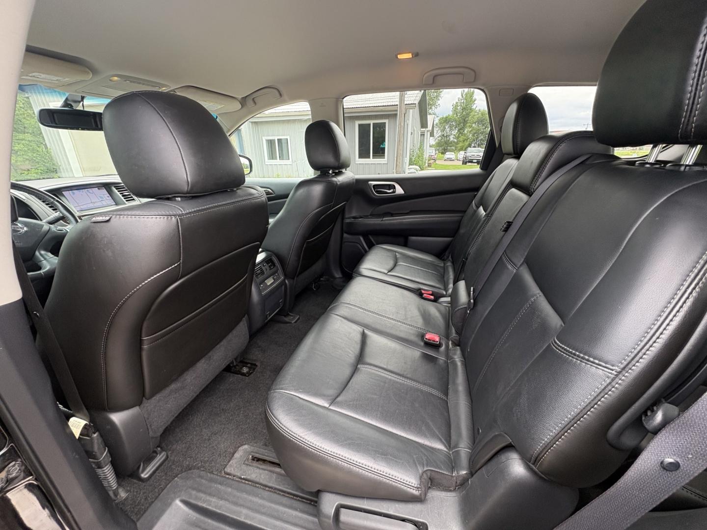2014 Nissan Pathfinder S 4WD (5N1AR2MM8EC) with an 3.5L V6 DOHC 24V engine, Continuously Variable Transmission transmission, located at 17255 hwy 65 NE, Ham Lake, MN, 55304, 0.000000, 0.000000- Photo#11