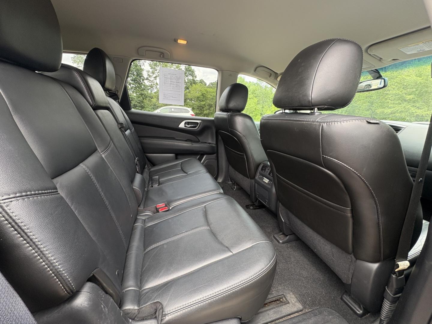 2014 Nissan Pathfinder S 4WD (5N1AR2MM8EC) with an 3.5L V6 DOHC 24V engine, Continuously Variable Transmission transmission, located at 17255 hwy 65 NE, Ham Lake, MN, 55304, 0.000000, 0.000000- Photo#14
