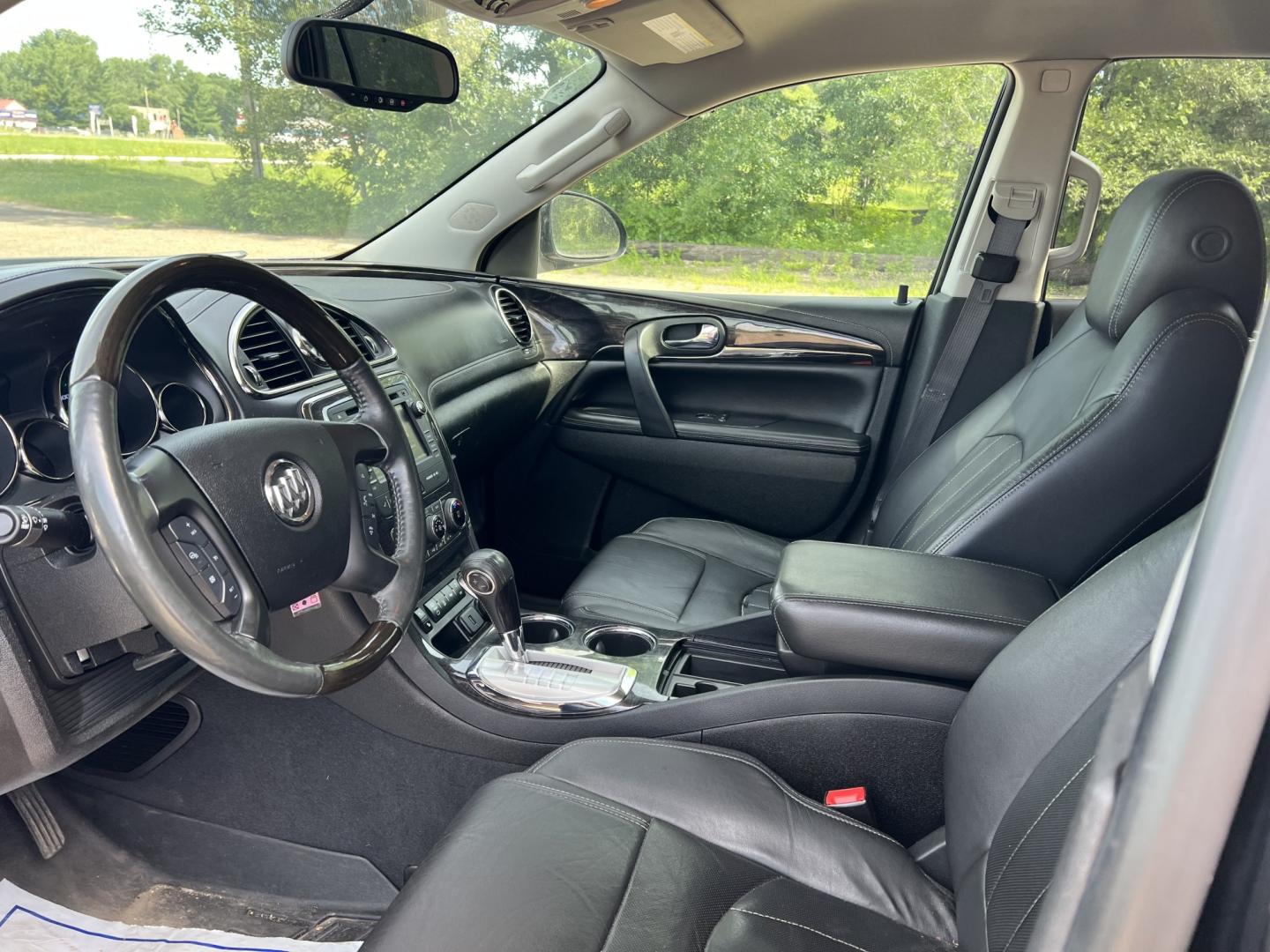 2015 Buick Enclave Leather AWD (5GAKVBKD5FJ) with an 3.6L V6 DOHC 24V engine, 6A transmission, located at 17255 hwy 65 NE, Ham Lake, MN, 55304, 0.000000, 0.000000- Photo#9