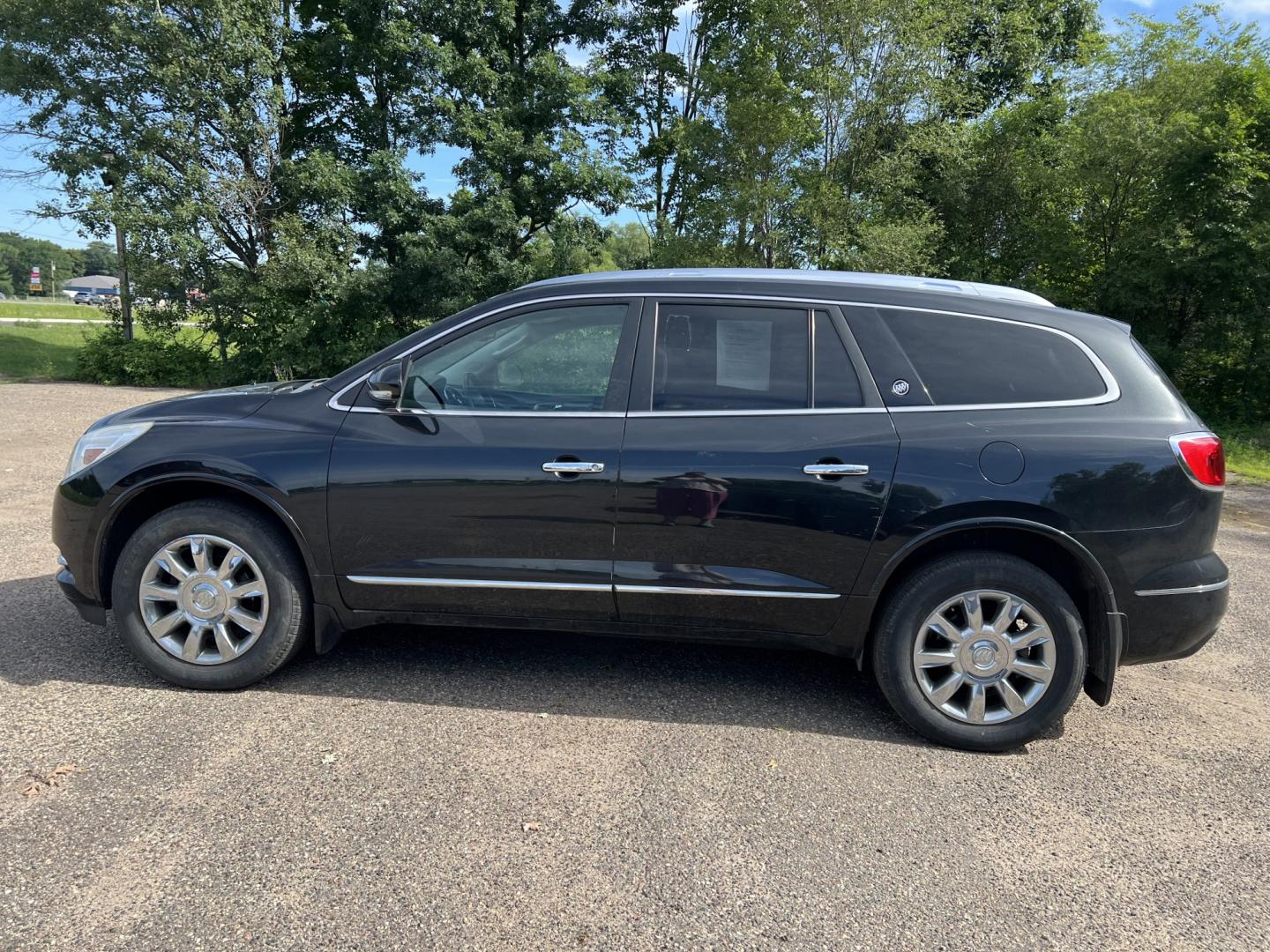 2015 Buick Enclave Leather AWD (5GAKVBKD5FJ) with an 3.6L V6 DOHC 24V engine, 6A transmission, located at 17255 hwy 65 NE, Ham Lake, MN, 55304, 0.000000, 0.000000- Photo#7