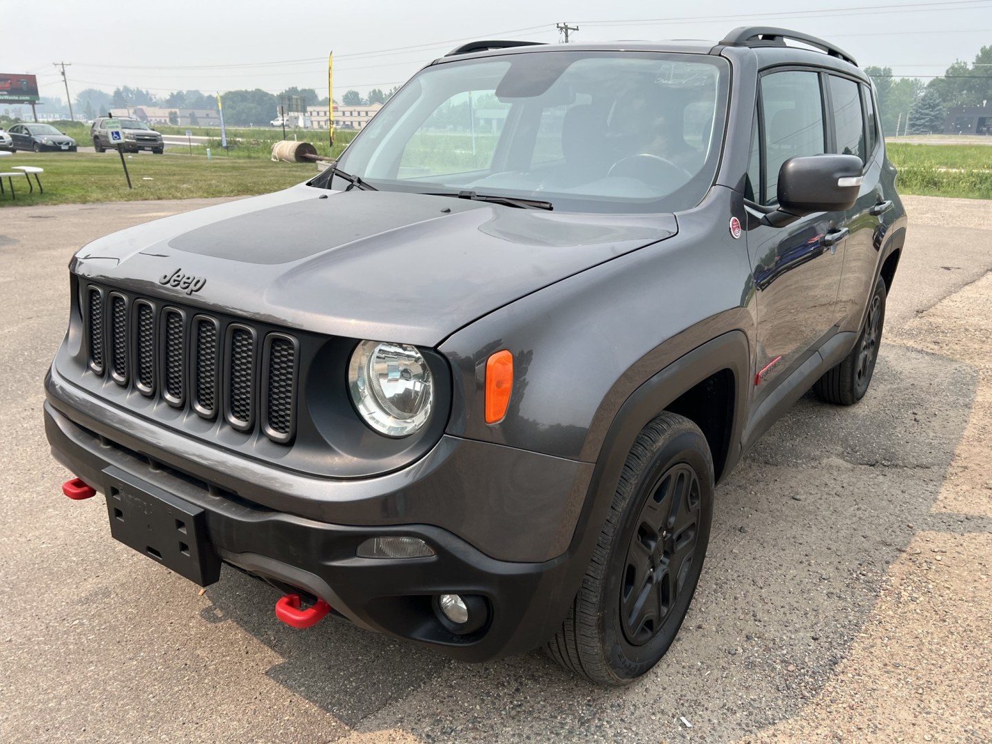 2018 Jeep Renegade Trailhawk 4WD (ZACCJBCB6JP) with an 2.4L L4 DOHC 16V engine, 9A transmission, located at 17255 hwy 65 NE, Ham Lake, MN, 55304, 0.000000, 0.000000- Photo#0