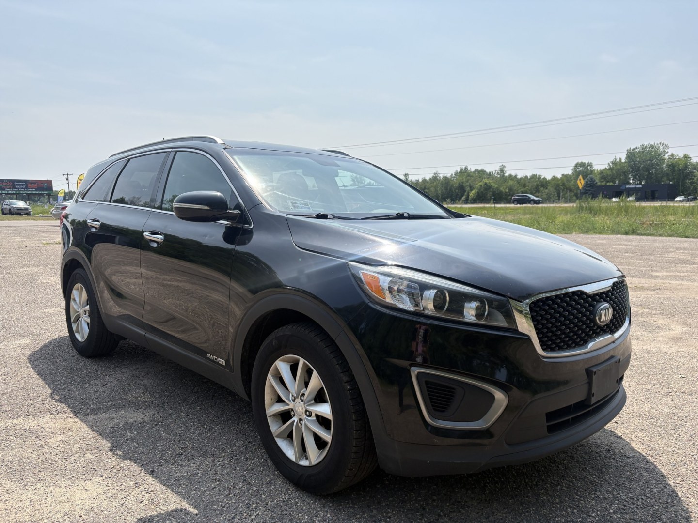 2016 Kia Sorento LX V6 AWD (5XYPGDA55GG) with an 3.3L V6 DOHC 24V engine, 6A transmission, located at 17255 hwy 65 NE, Ham Lake, MN, 55304, 0.000000, 0.000000- Photo#6