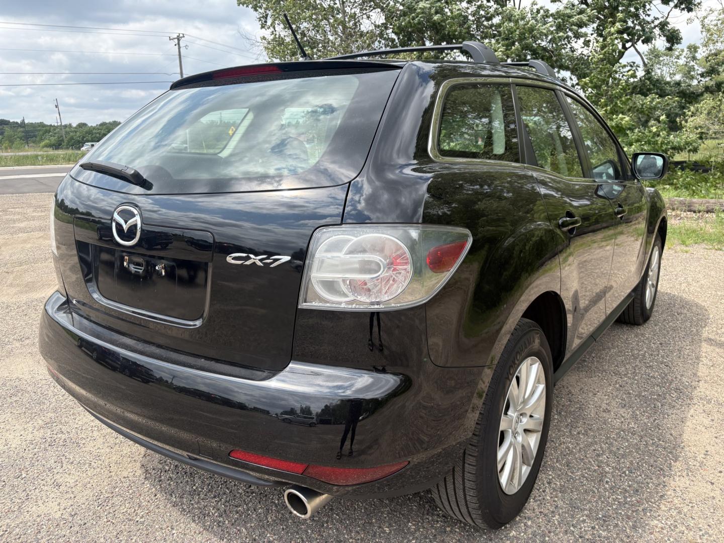 2011 Mazda CX-7 i SV (JM3ER2A55B0) with an 2.5L L4 DOHC 16V engine, 5A transmission, located at 17255 hwy 65 NE, Ham Lake, MN, 55304, 0.000000, 0.000000- Photo#4