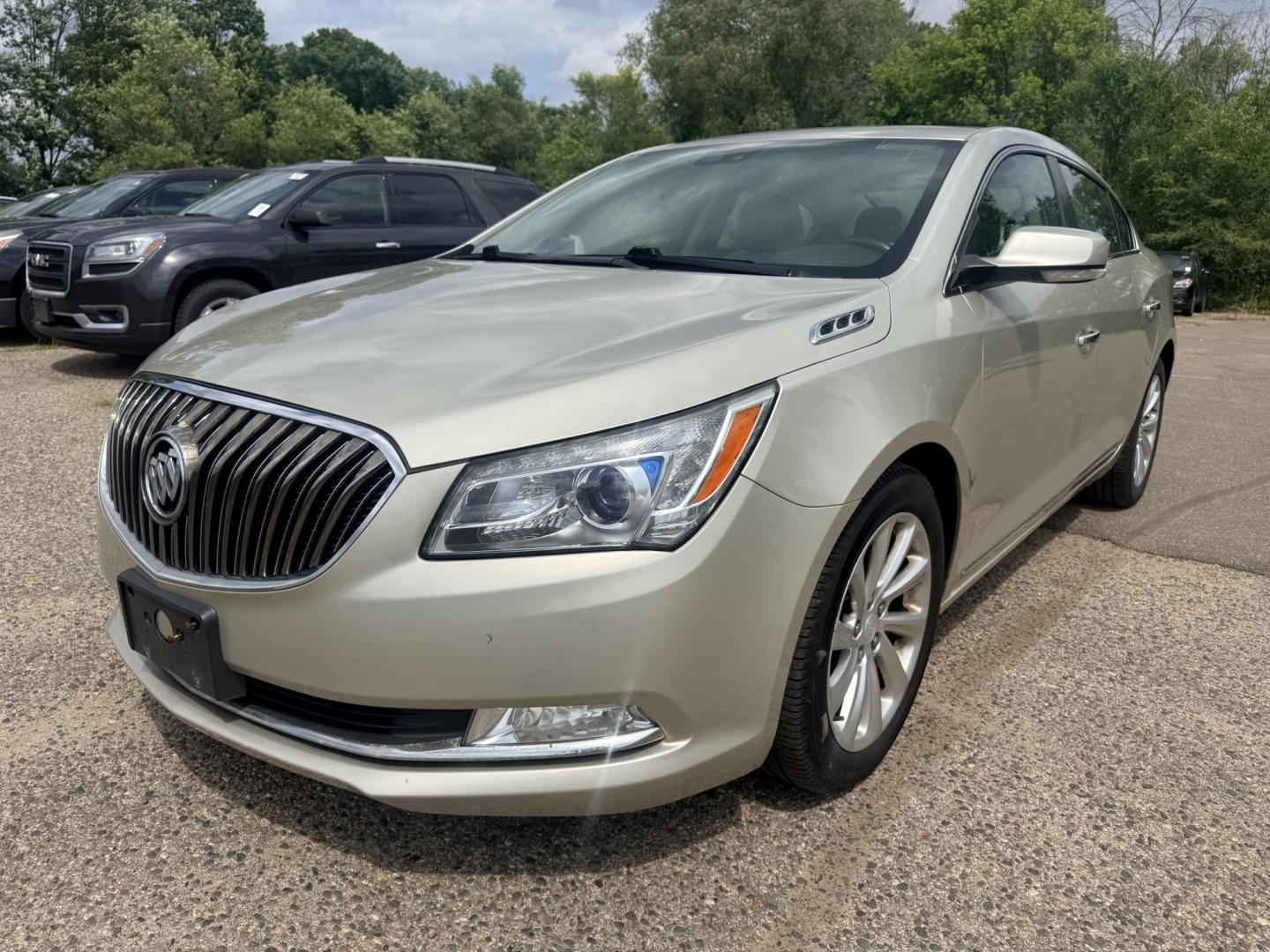 2015 Buick LaCrosse Leather Package (1G4GB5G32FF) with an 3.6L V6 DOHC 24V FFV engine, 6A transmission, located at 17255 hwy 65 NE, Ham Lake, MN, 55304, 0.000000, 0.000000- Photo#0