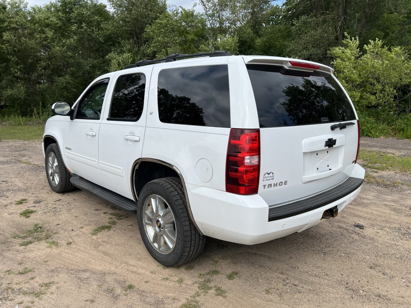 2011 Chevrolet Tahoe LT 4WD (1GNSKBE02BR) with an 5.3L V8 OHV 16V FFV engine, 6-Speed Automatic transmission, located at 17255 hwy 65 NE, Ham Lake, MN, 55304, 0.000000, 0.000000- Photo#6