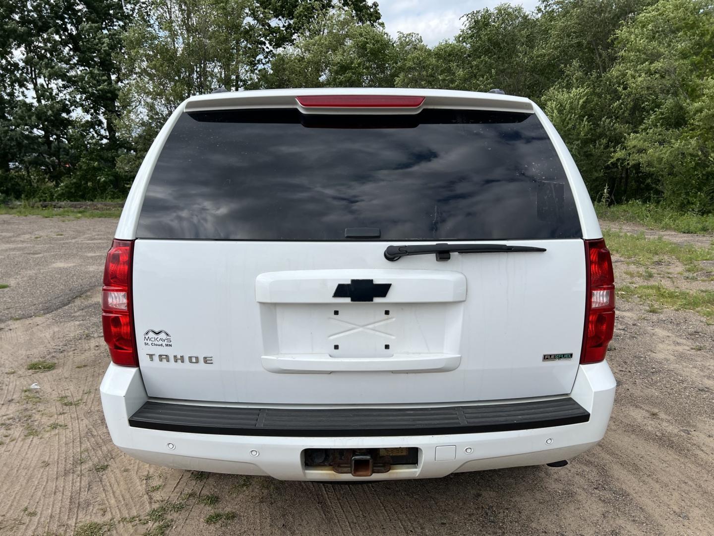 2011 Chevrolet Tahoe LT 4WD (1GNSKBE02BR) with an 5.3L V8 OHV 16V FFV engine, 6-Speed Automatic transmission, located at 17255 hwy 65 NE, Ham Lake, MN, 55304, 0.000000, 0.000000- Photo#5