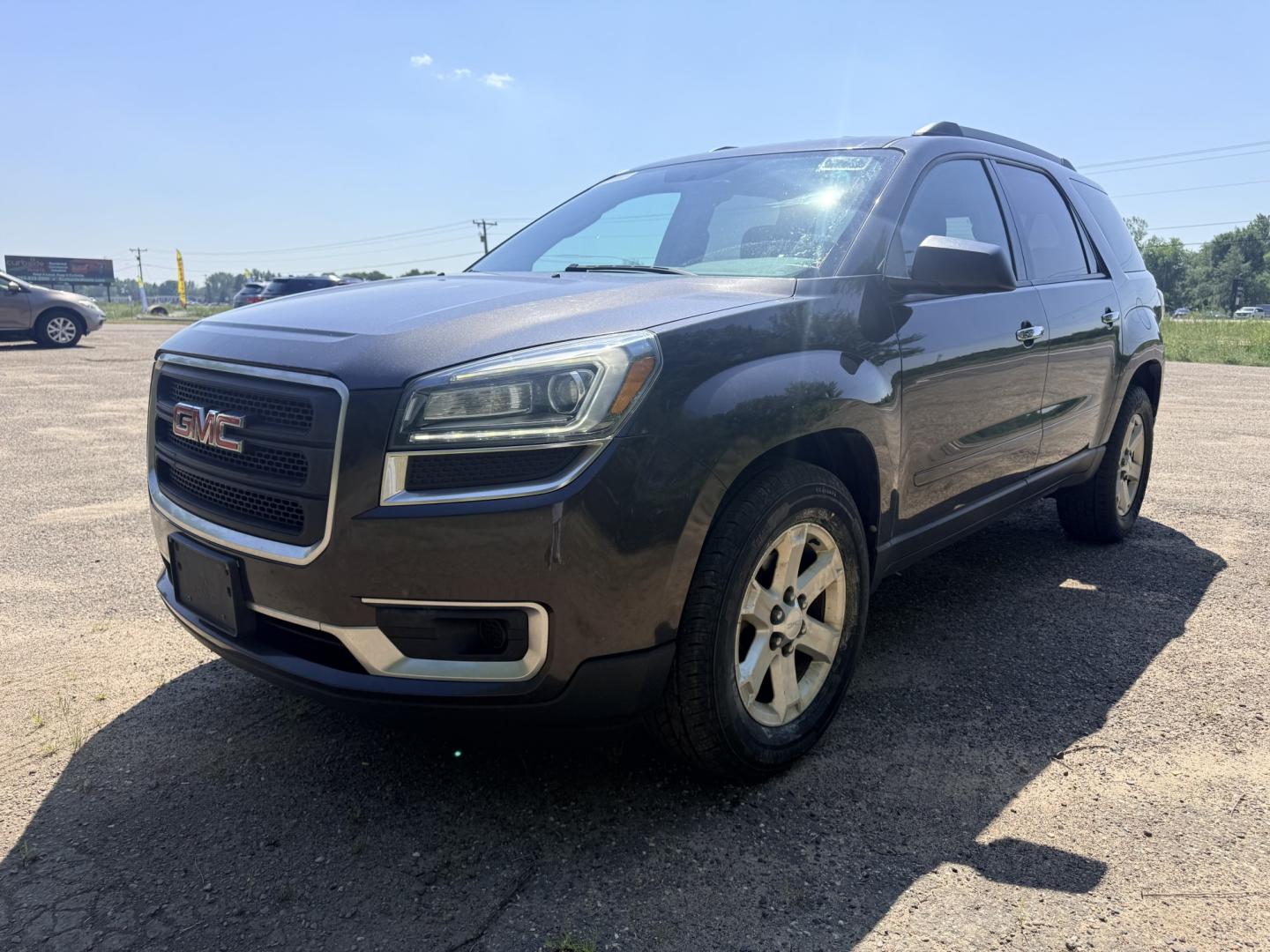 2014 GMC Acadia SLE-2 AWD (1GKKVPKD8EJ) with an 3.6L V6 DOHC 24V engine, 6-Speed Automatic transmission, located at 17255 hwy 65 NE, Ham Lake, MN, 55304, 0.000000, 0.000000- Photo#0