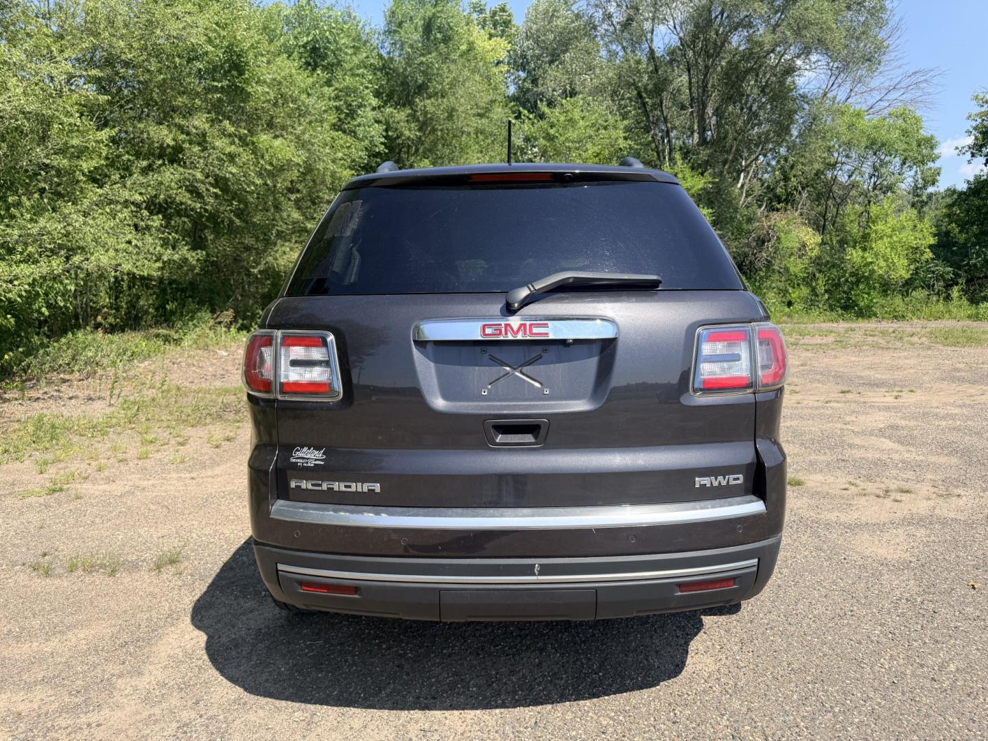 2014 GMC Acadia SLE-2 AWD (1GKKVPKD8EJ) with an 3.6L V6 DOHC 24V engine, 6-Speed Automatic transmission, located at 17255 hwy 65 NE, Ham Lake, MN, 55304, 0.000000, 0.000000- Photo#3