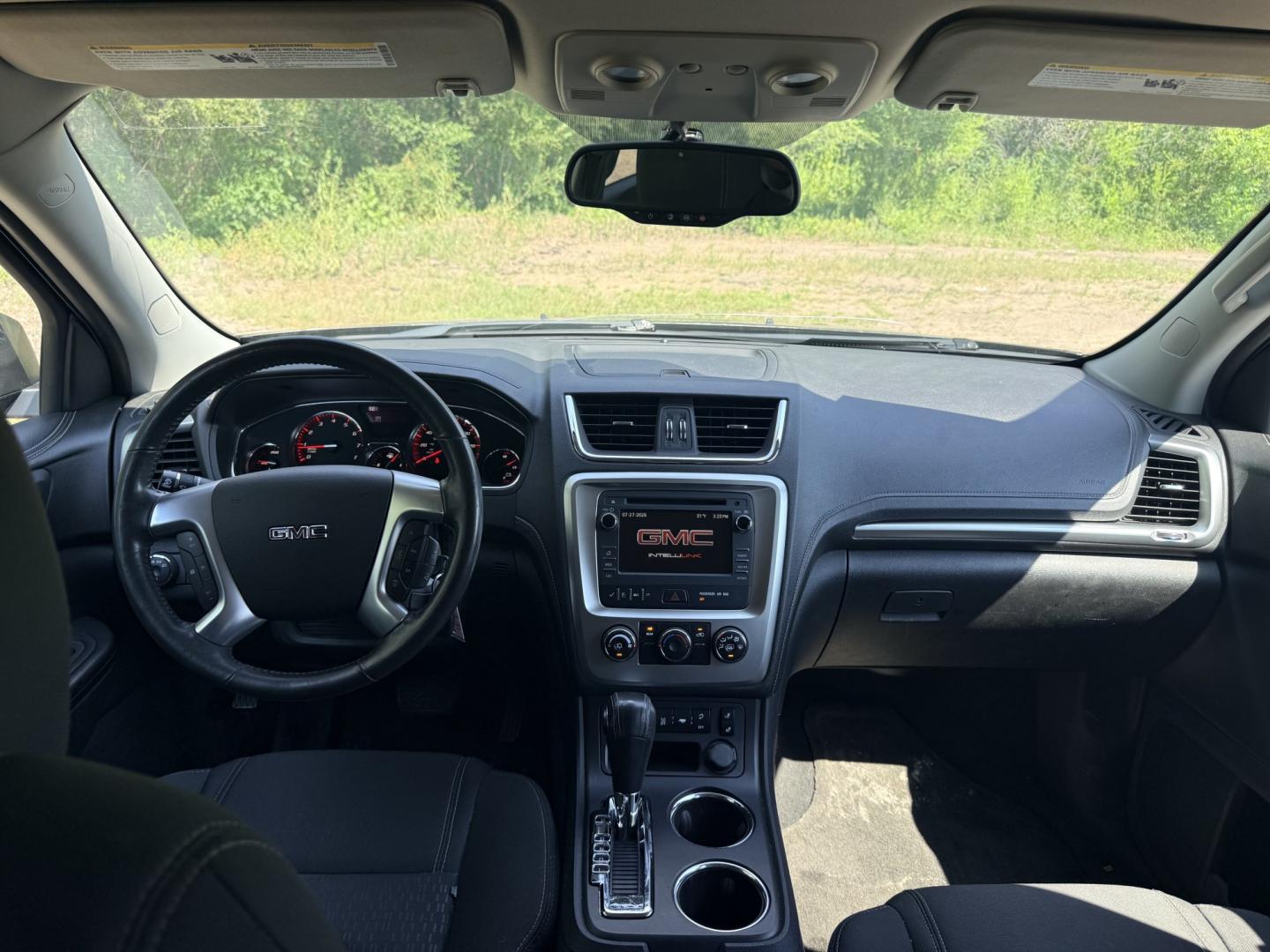 2014 GMC Acadia SLE-2 AWD (1GKKVPKD8EJ) with an 3.6L V6 DOHC 24V engine, 6-Speed Automatic transmission, located at 17255 hwy 65 NE, Ham Lake, MN, 55304, 0.000000, 0.000000- Photo#16