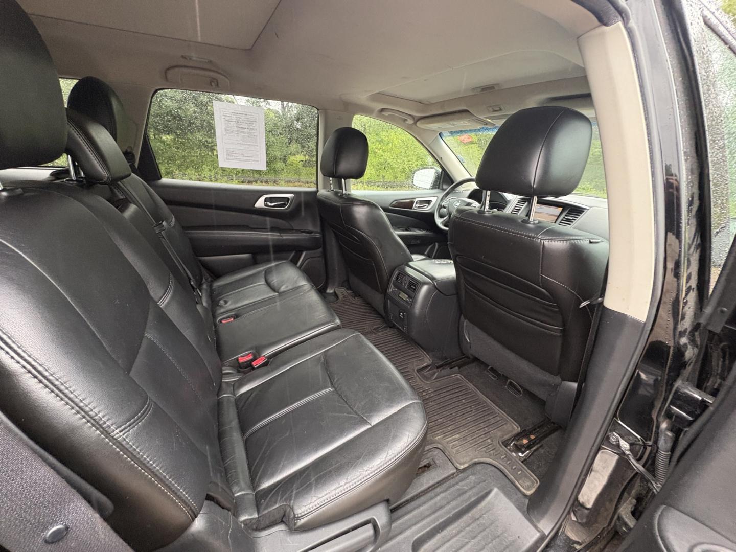 2013 Nissan Pathfinder LE 4WD (5N1AR2MM6DC) with an 3.5L V6 DOHC 24V engine, CVT transmission, located at 17255 hwy 65 NE, Ham Lake, MN, 55304, 0.000000, 0.000000- Photo#13