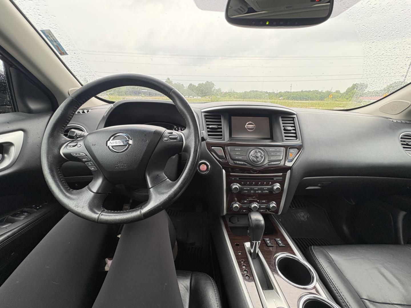 2013 Nissan Pathfinder LE 4WD (5N1AR2MM6DC) with an 3.5L V6 DOHC 24V engine, CVT transmission, located at 17255 hwy 65 NE, Ham Lake, MN, 55304, 0.000000, 0.000000- Photo#16