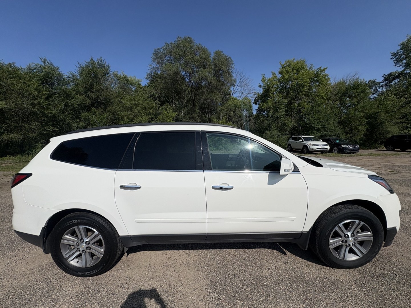 2015 Chevrolet Traverse 2LT AWD (1GNKVHKD6FJ) with an 3.6L V6 DOHC 24V engine, 6A transmission, located at 17255 hwy 65 NE, Ham Lake, MN, 55304, 0.000000, 0.000000- Photo#5