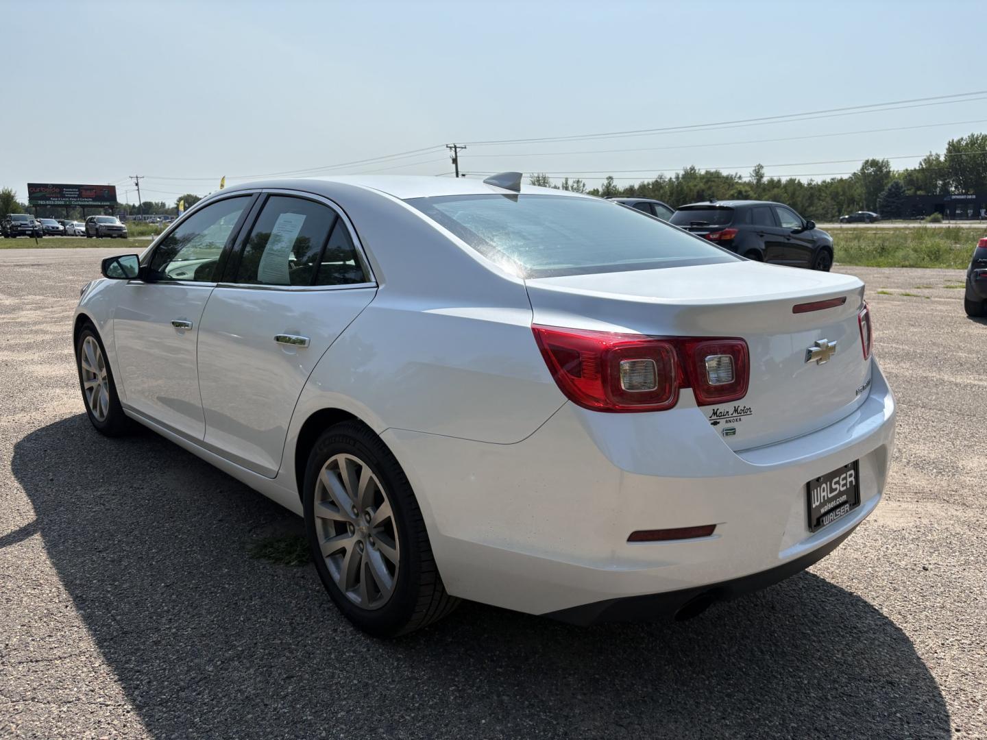 2016 Chevrolet Malibu Limited LTZ (1G11E5SA0GF) with an 2.5L L4 DOHC 16V engine, 6A transmission, located at 17255 hwy 65 NE, Ham Lake, MN, 55304, 0.000000, 0.000000- Photo#2