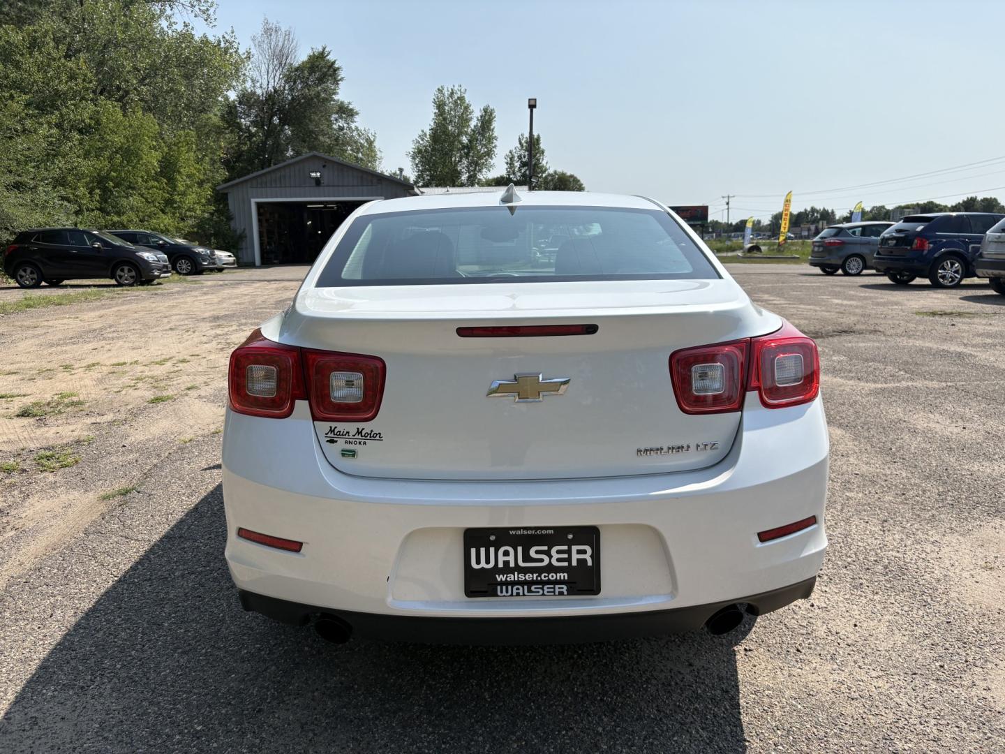 2016 Chevrolet Malibu Limited LTZ (1G11E5SA0GF) with an 2.5L L4 DOHC 16V engine, 6A transmission, located at 17255 hwy 65 NE, Ham Lake, MN, 55304, 0.000000, 0.000000- Photo#3