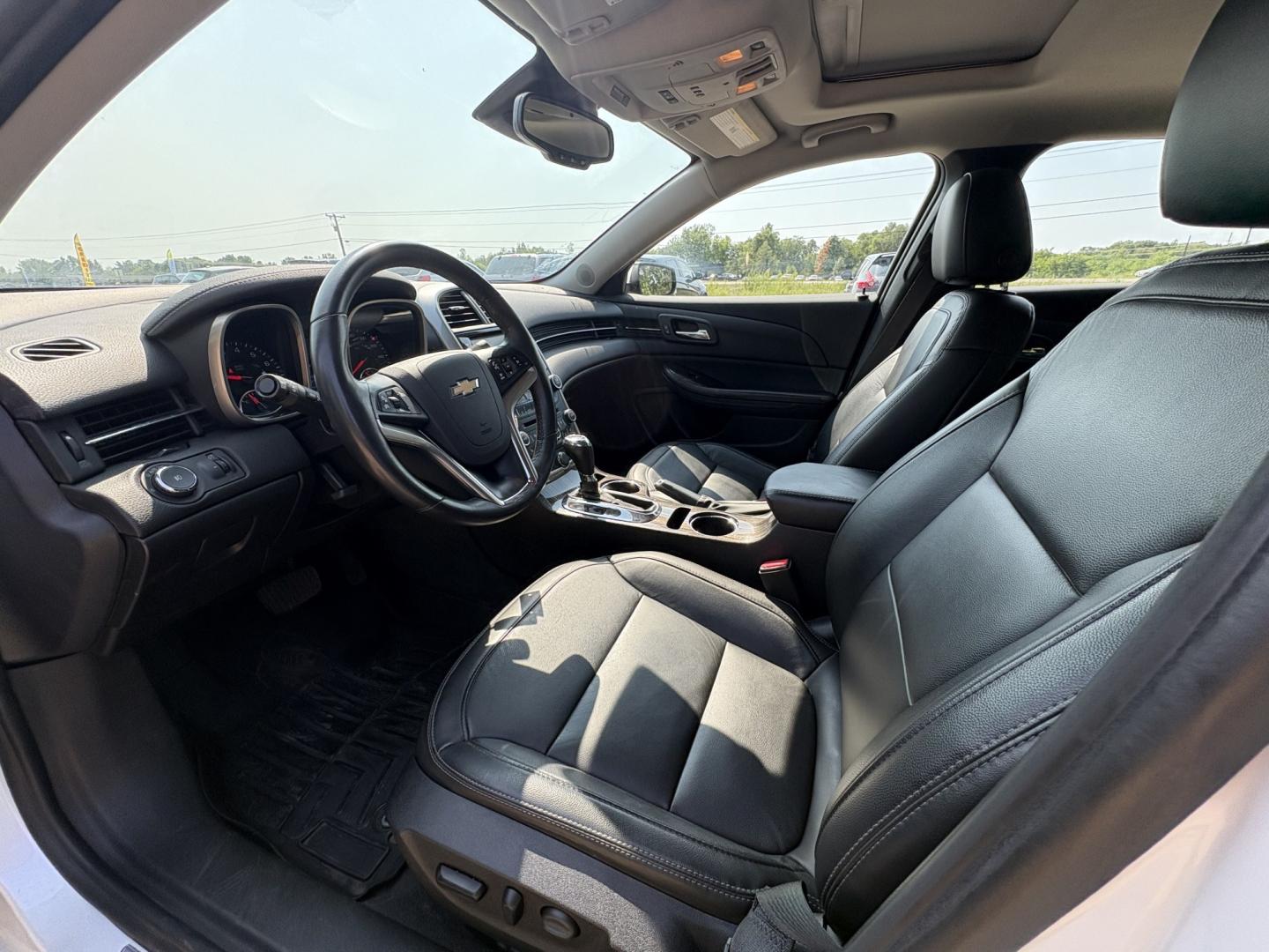 2016 Chevrolet Malibu Limited LTZ (1G11E5SA0GF) with an 2.5L L4 DOHC 16V engine, 6A transmission, located at 17255 hwy 65 NE, Ham Lake, MN, 55304, 0.000000, 0.000000- Photo#9