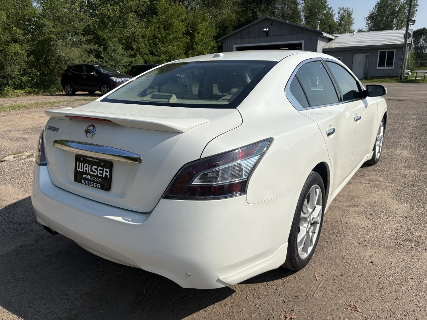 2013 Nissan Maxima SV (1N4AA5AP2DC) with an 3.5L V6 DOHC 24V engine, Continuously Variable Transmission transmission, located at 17255 hwy 65 NE, Ham Lake, MN, 55304, 0.000000, 0.000000- Photo#4