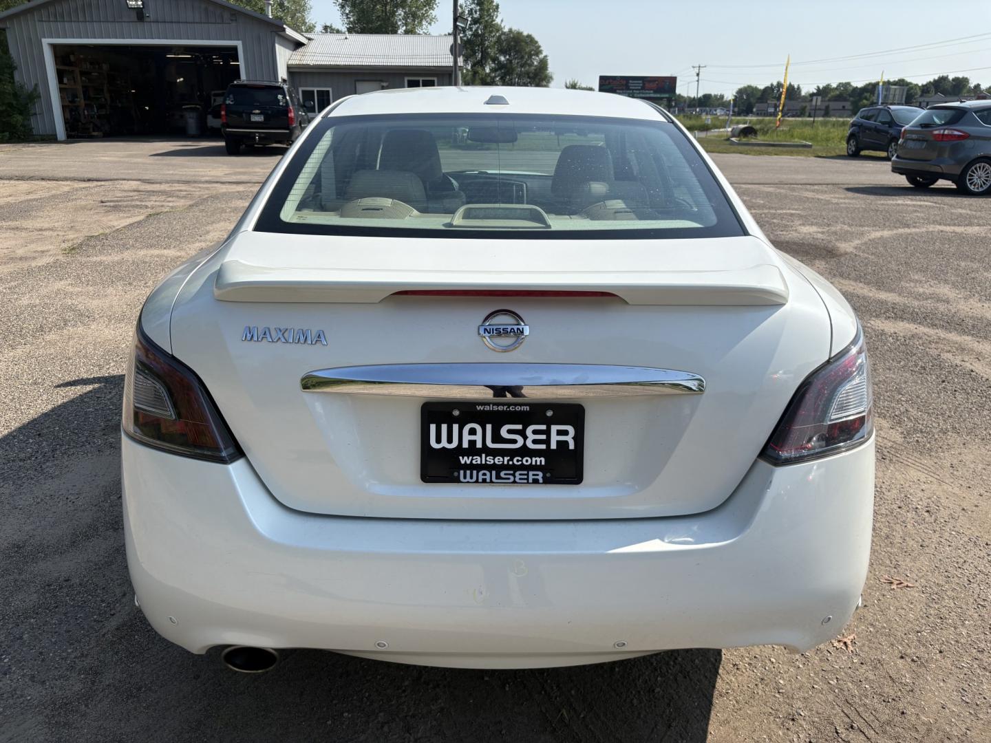 2013 Nissan Maxima SV (1N4AA5AP2DC) with an 3.5L V6 DOHC 24V engine, Continuously Variable Transmission transmission, located at 17255 hwy 65 NE, Ham Lake, MN, 55304, 0.000000, 0.000000- Photo#3