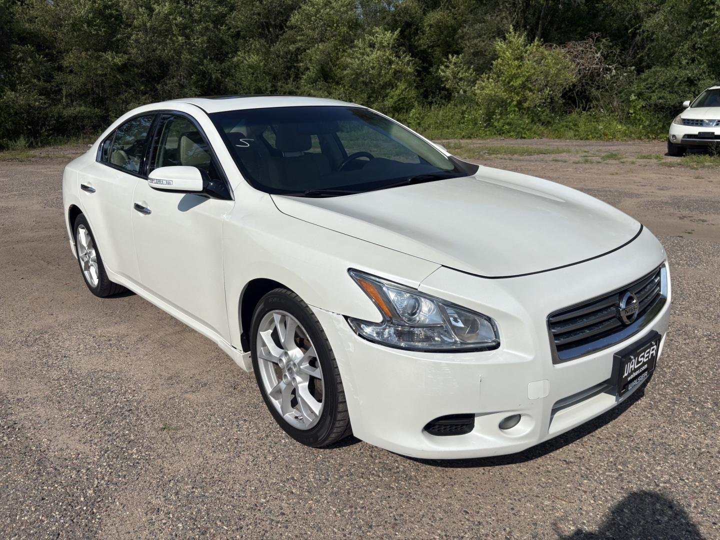 2013 Nissan Maxima SV (1N4AA5AP2DC) with an 3.5L V6 DOHC 24V engine, Continuously Variable Transmission transmission, located at 17255 hwy 65 NE, Ham Lake, MN, 55304, 0.000000, 0.000000- Photo#6