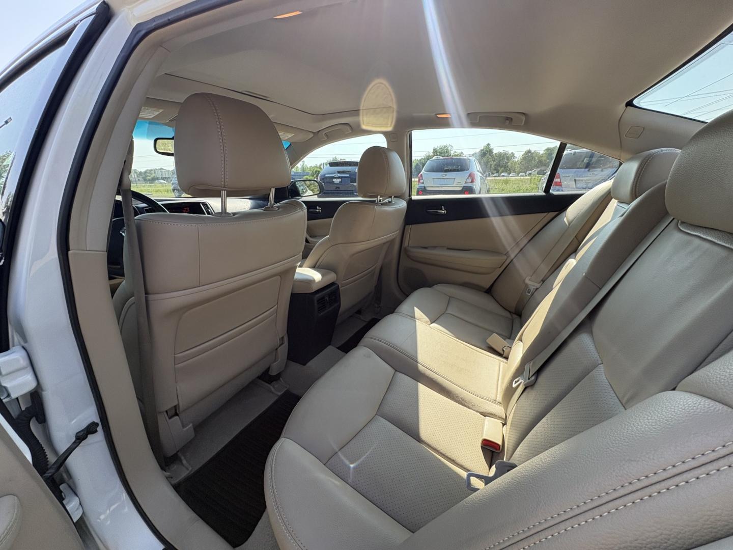 2013 Nissan Maxima SV (1N4AA5AP2DC) with an 3.5L V6 DOHC 24V engine, Continuously Variable Transmission transmission, located at 17255 hwy 65 NE, Ham Lake, MN, 55304, 0.000000, 0.000000- Photo#11