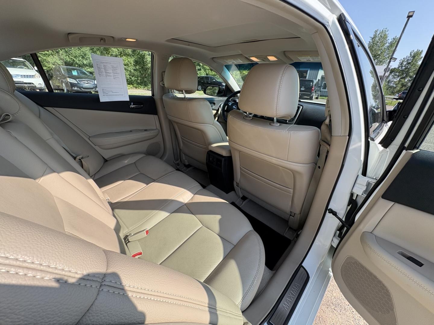 2013 Nissan Maxima SV (1N4AA5AP2DC) with an 3.5L V6 DOHC 24V engine, Continuously Variable Transmission transmission, located at 17255 hwy 65 NE, Ham Lake, MN, 55304, 0.000000, 0.000000- Photo#13