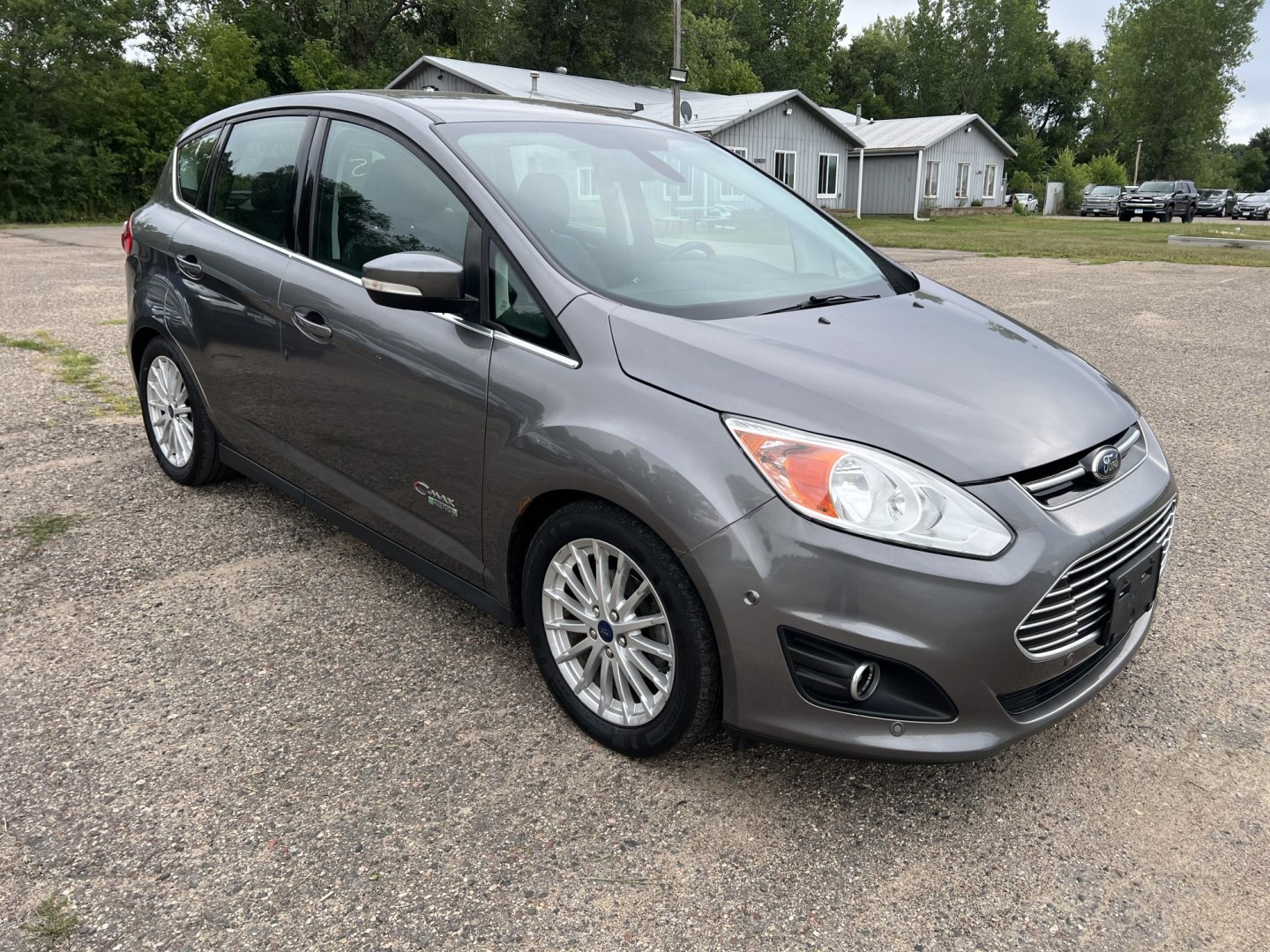 2013 Ford C-Max Hybrid SEL (1FADP5CU8DL) with an 2.0L L4 DOHC 16V HYBRID engine, Continuously Variable Transmission transmission, located at 17255 hwy 65 NE, Ham Lake, MN, 55304, 0.000000, 0.000000- Photo#2